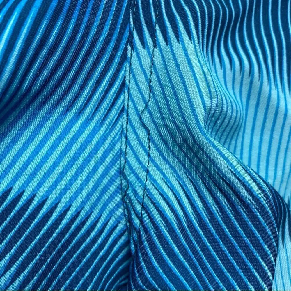 Nike Blue Tone Striped Board Shorts Size 36